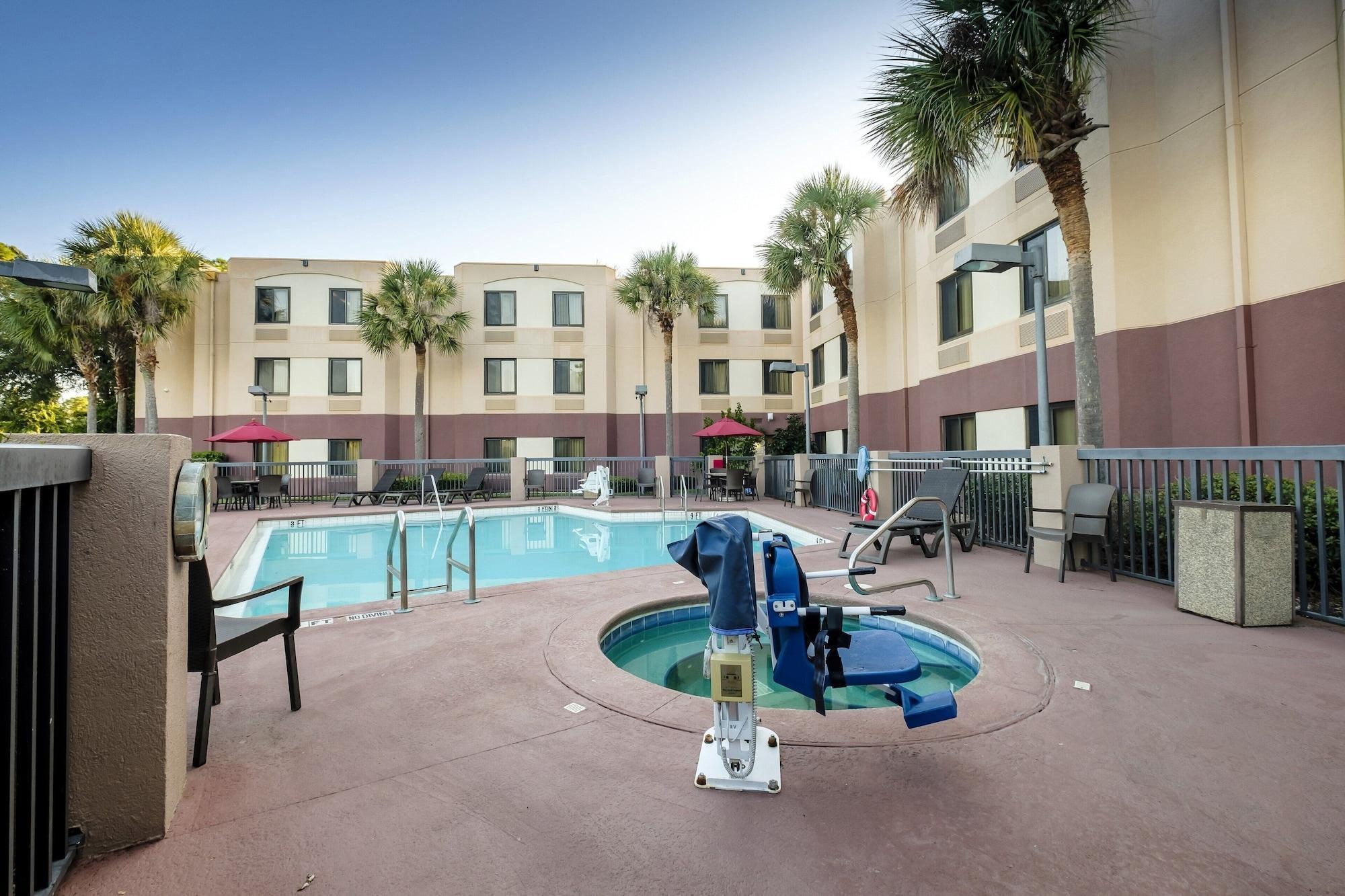 Red Roof Inn Plus+ Palm Coast Zewnętrze zdjęcie